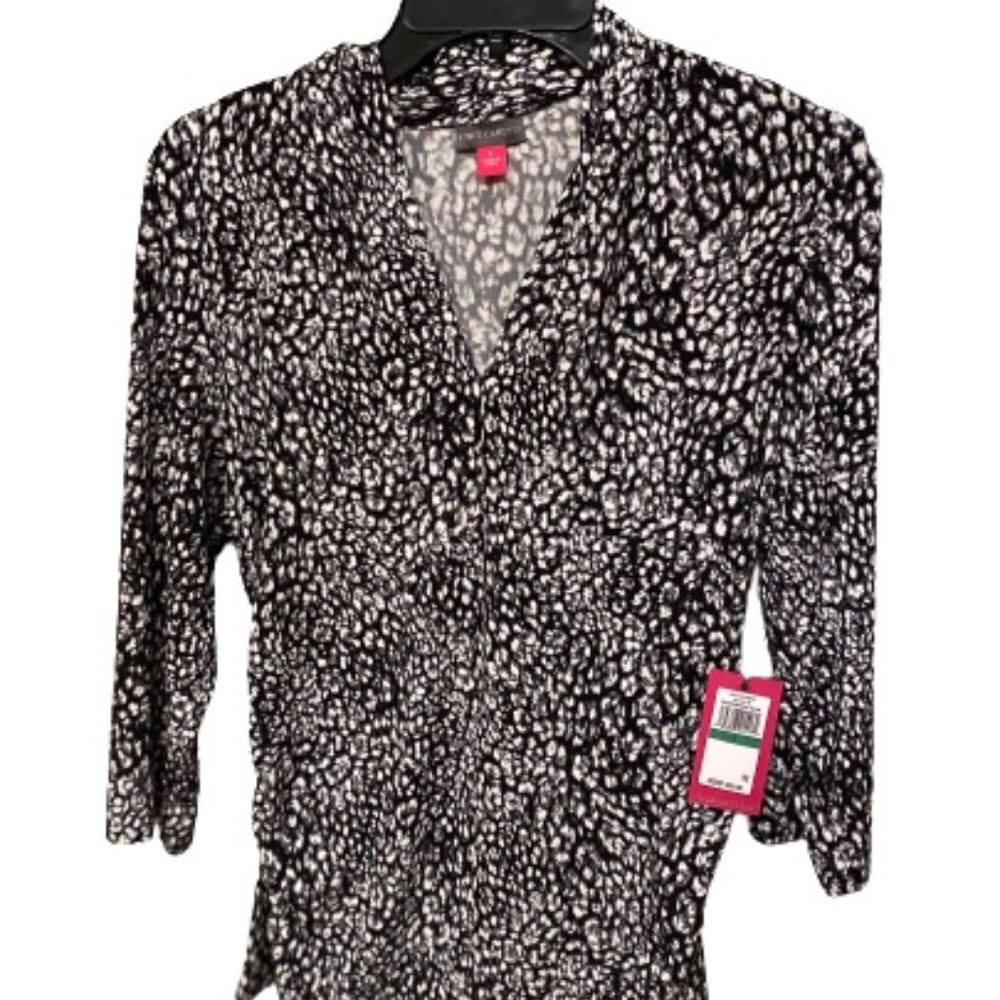 Vince Camuto Leopard Print Split V-Neck Top NWT